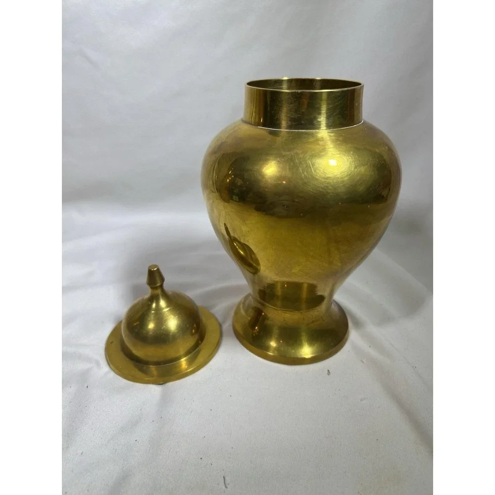 Vintage Solid Brass Lidded Ginger Jar MCM Mid Century Hollywood Regency Vessel
